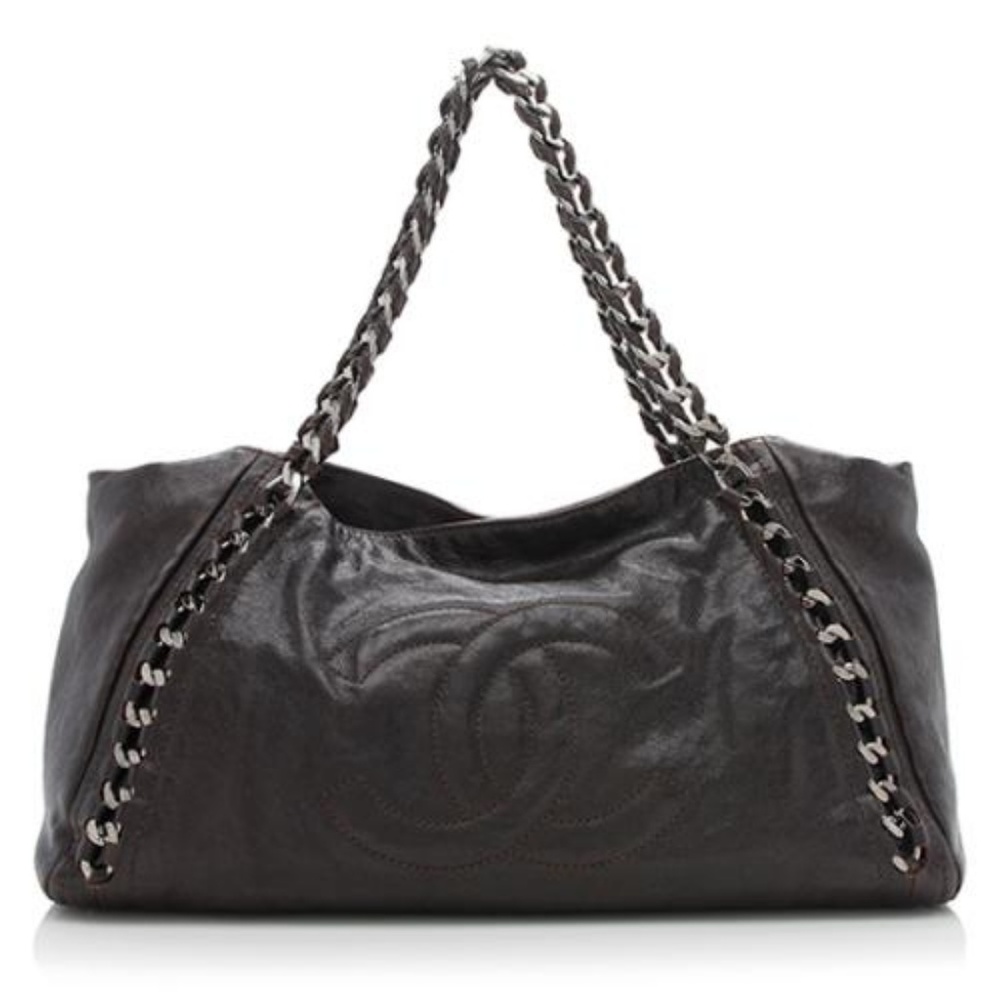 CHANEL Modern Chain East/West Tote Lambskin
